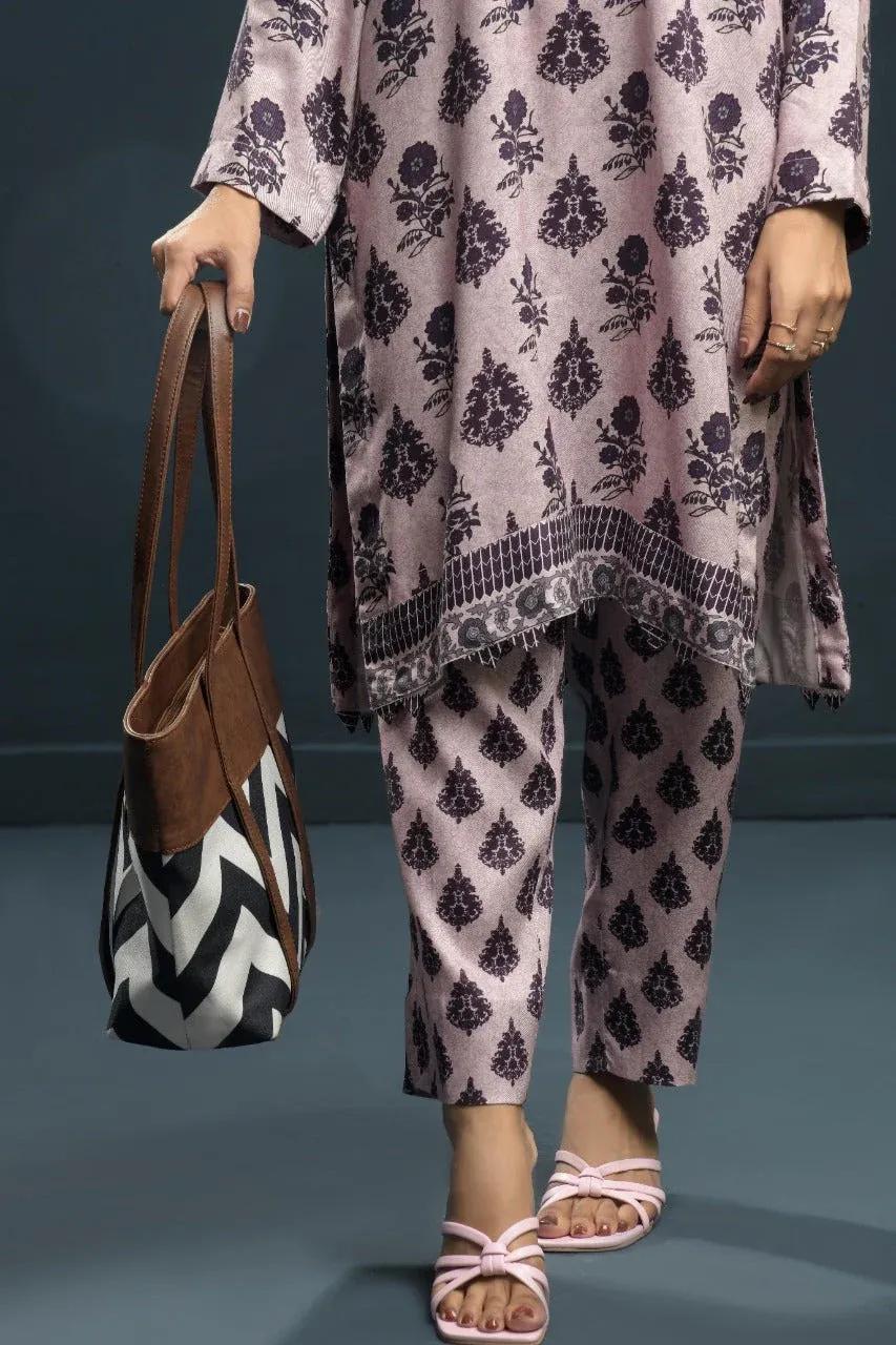 Chevron Detail Tote Bag with Faux Leather Finish (ZTS-CR-061) AK_Studio