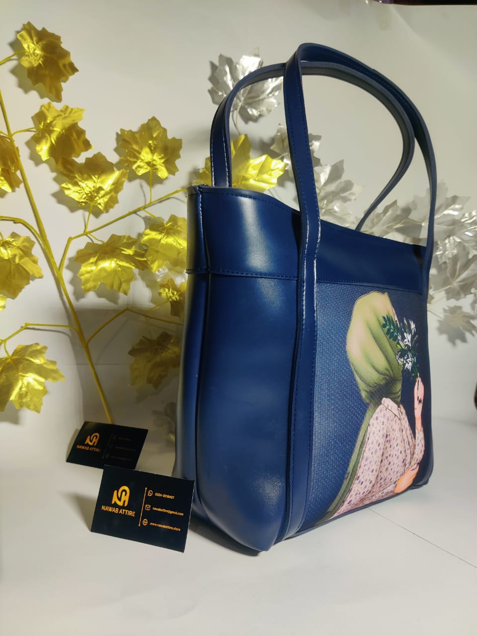 Latest model university hand bag big size bag with doll printed My Store