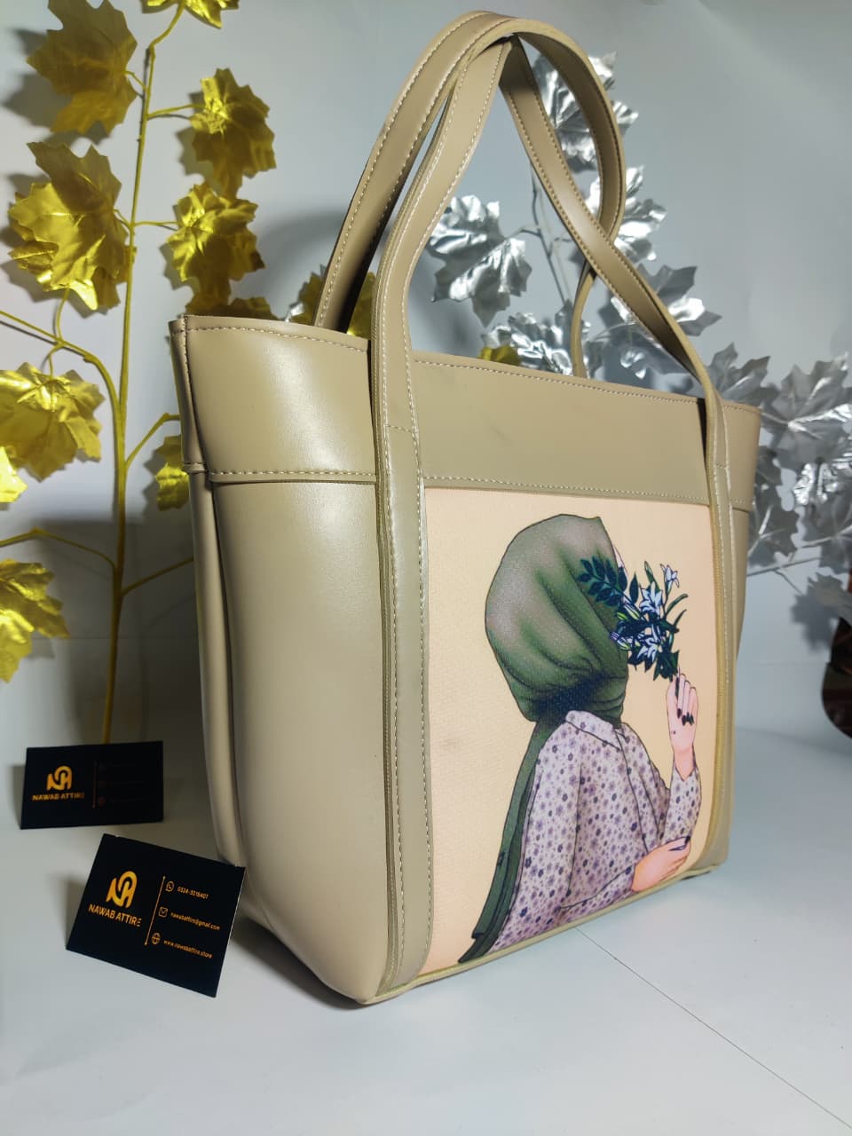 Latest model university hand bag big size bag with doll printed My Store