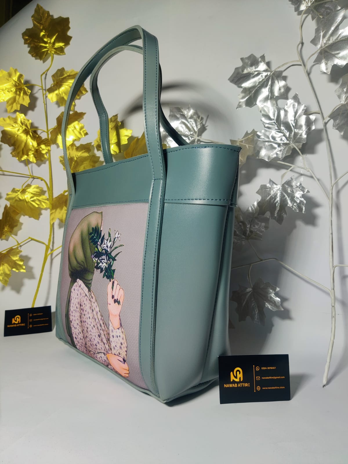 Latest model university hand bag big size bag with doll printed My Store