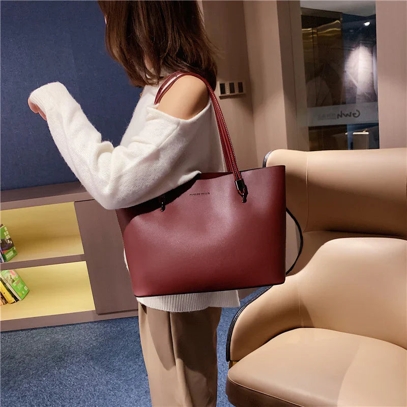 Classic Luxe Tote – Everyday Elegance Redefined (ZTS CR 043) AK_Studio