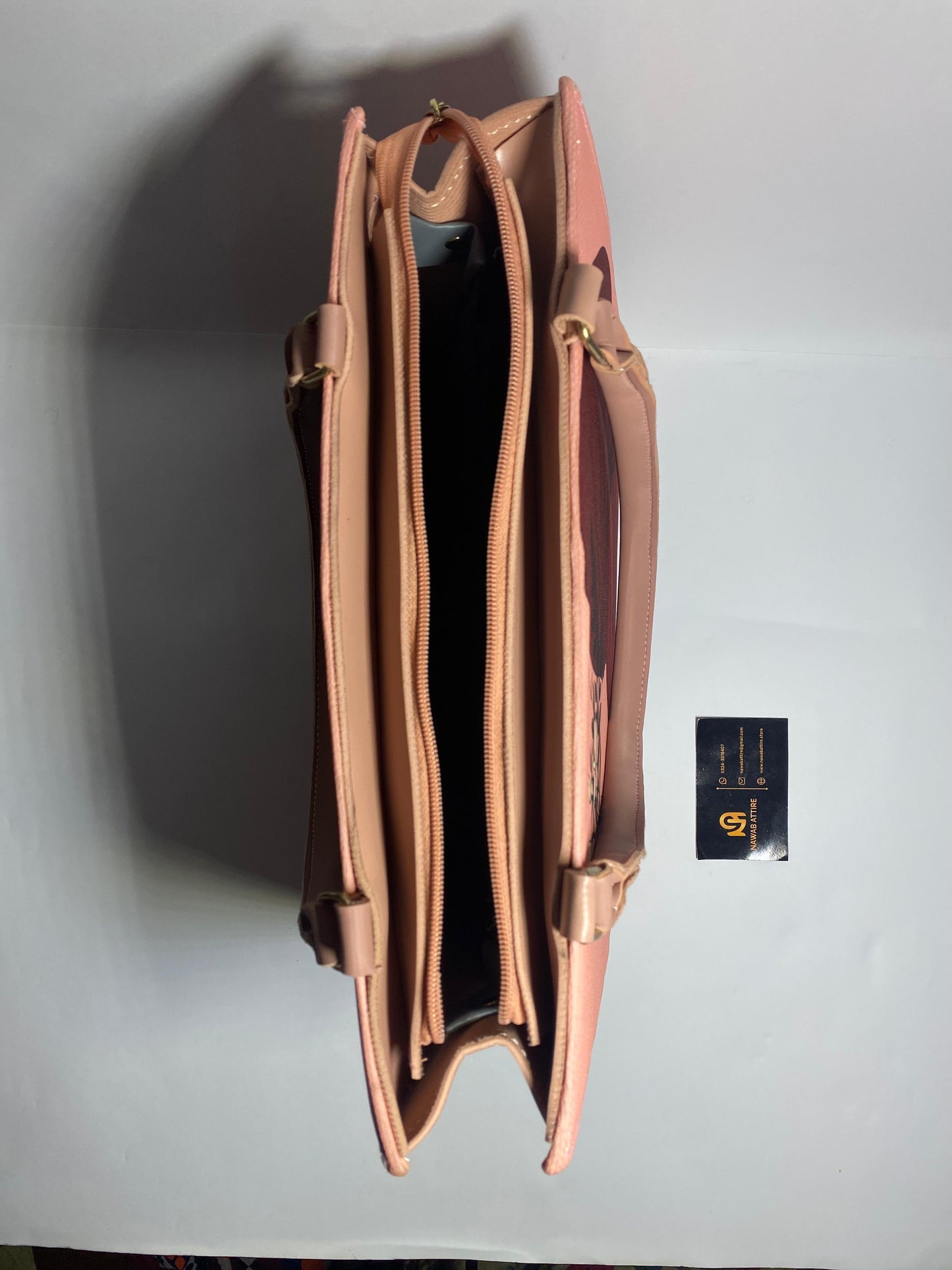 “Effortless Chic: Mini Shoulder Bag – The Perfect Everyday Essential for Everyone” My Store